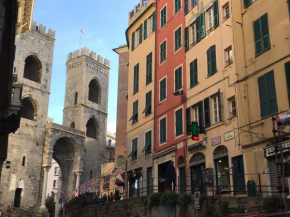 Lovely Apt Really Downtown with FREE PRIVATE PARKING Included! Genova